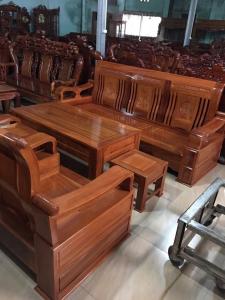 Công trình lan can gỗ 2